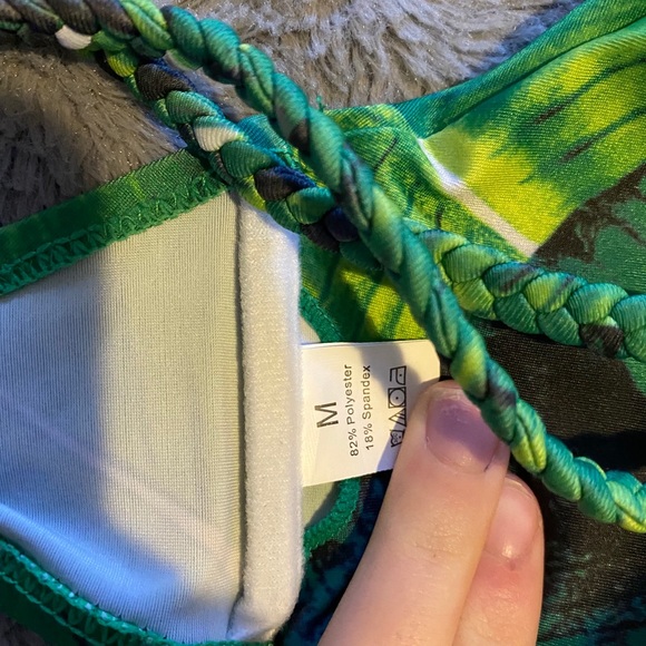 SHEIN bikini top leaf print - Picture 5 of 5